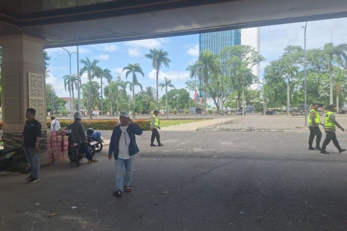 1.836 polisi disiagakan untuk amankan aksi unjuk  rasa di Palembang