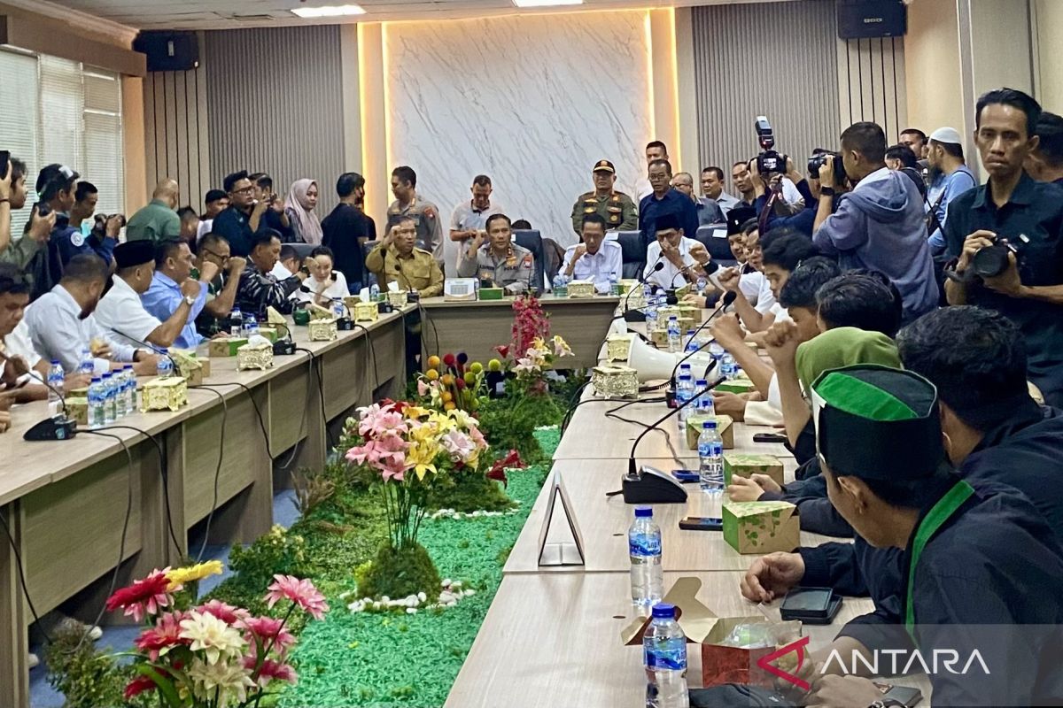 Wali Kota Batam ingatkan pejabat jaga tutur kata pada publik