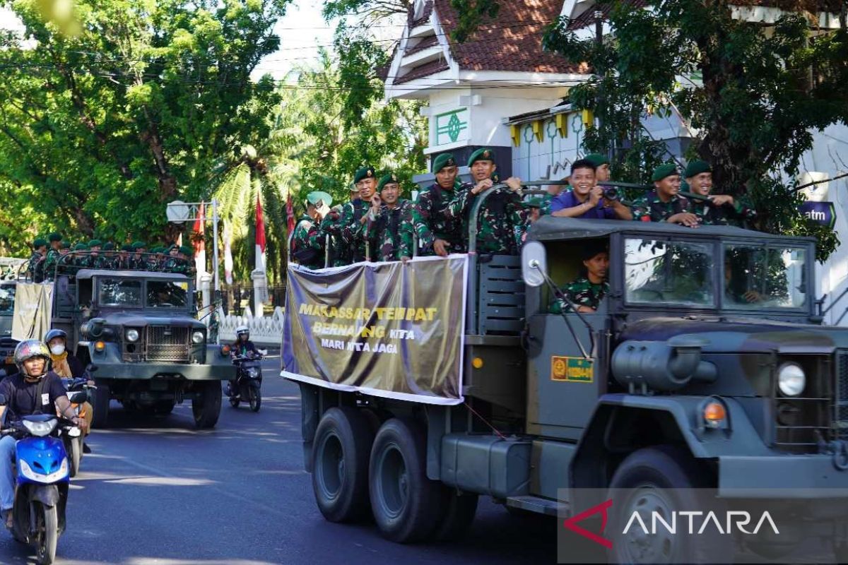 Pangdivif 3 Kostrad patroli keliling Makassar suarakan persatuan