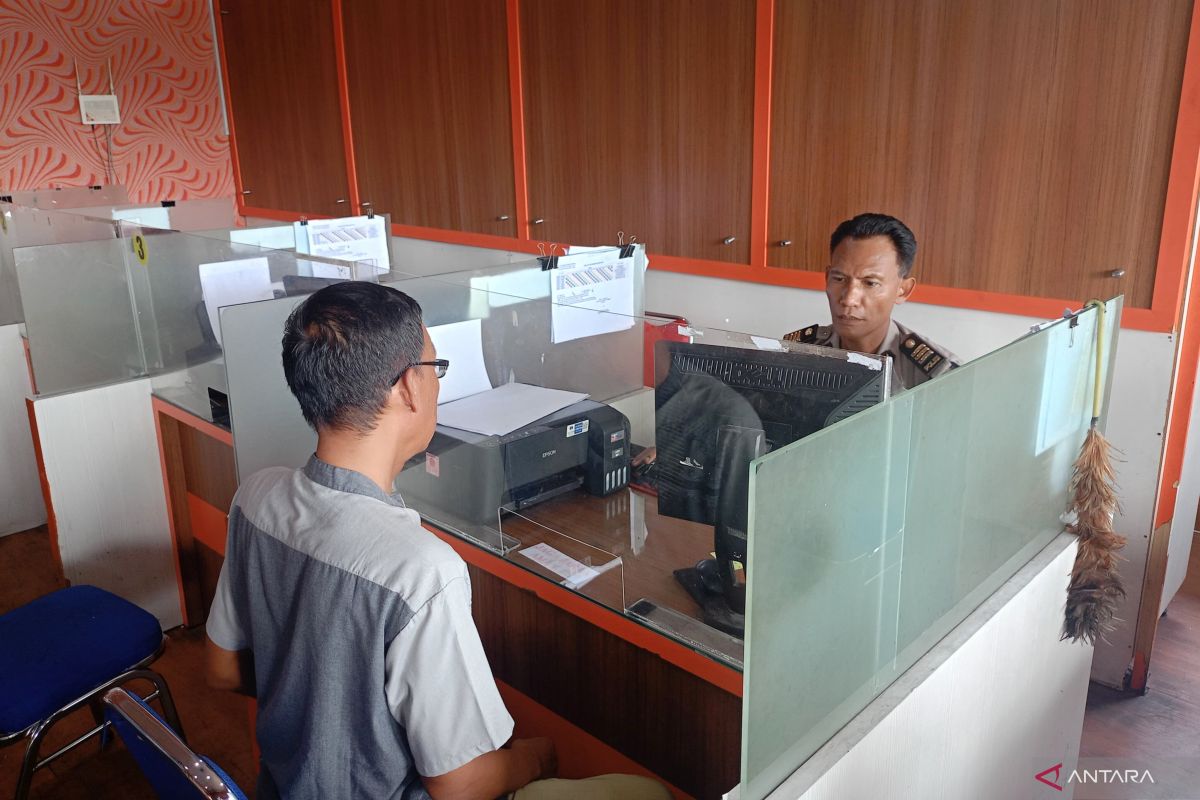 Polres Metro Jaktim tetap layani laporan kehilangan usai aksi ricuh