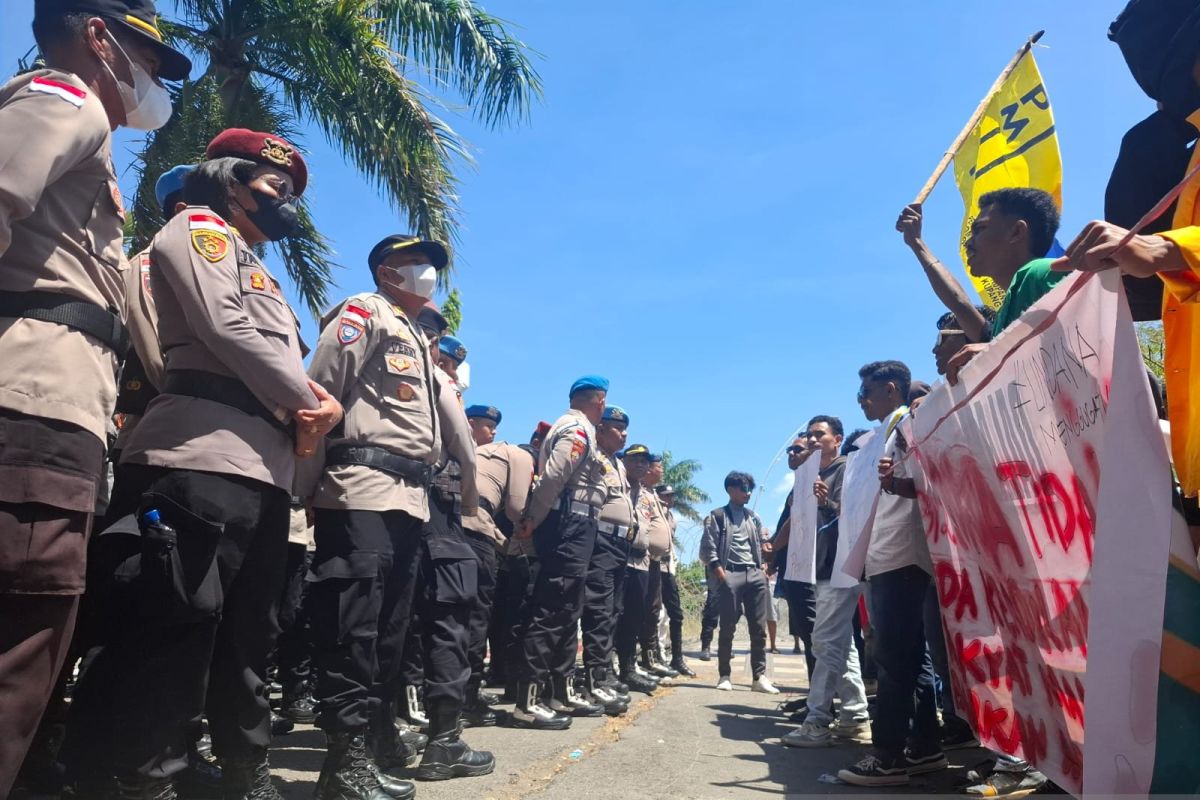 Unjuk rasa di Kupang, NTT berjalan aman damai