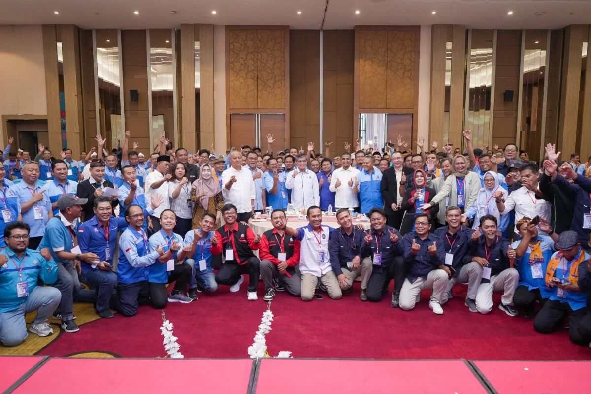 Menaker Yassierli: Ada 3 PR Bersama Pemerintah dan Serikat Pekerja