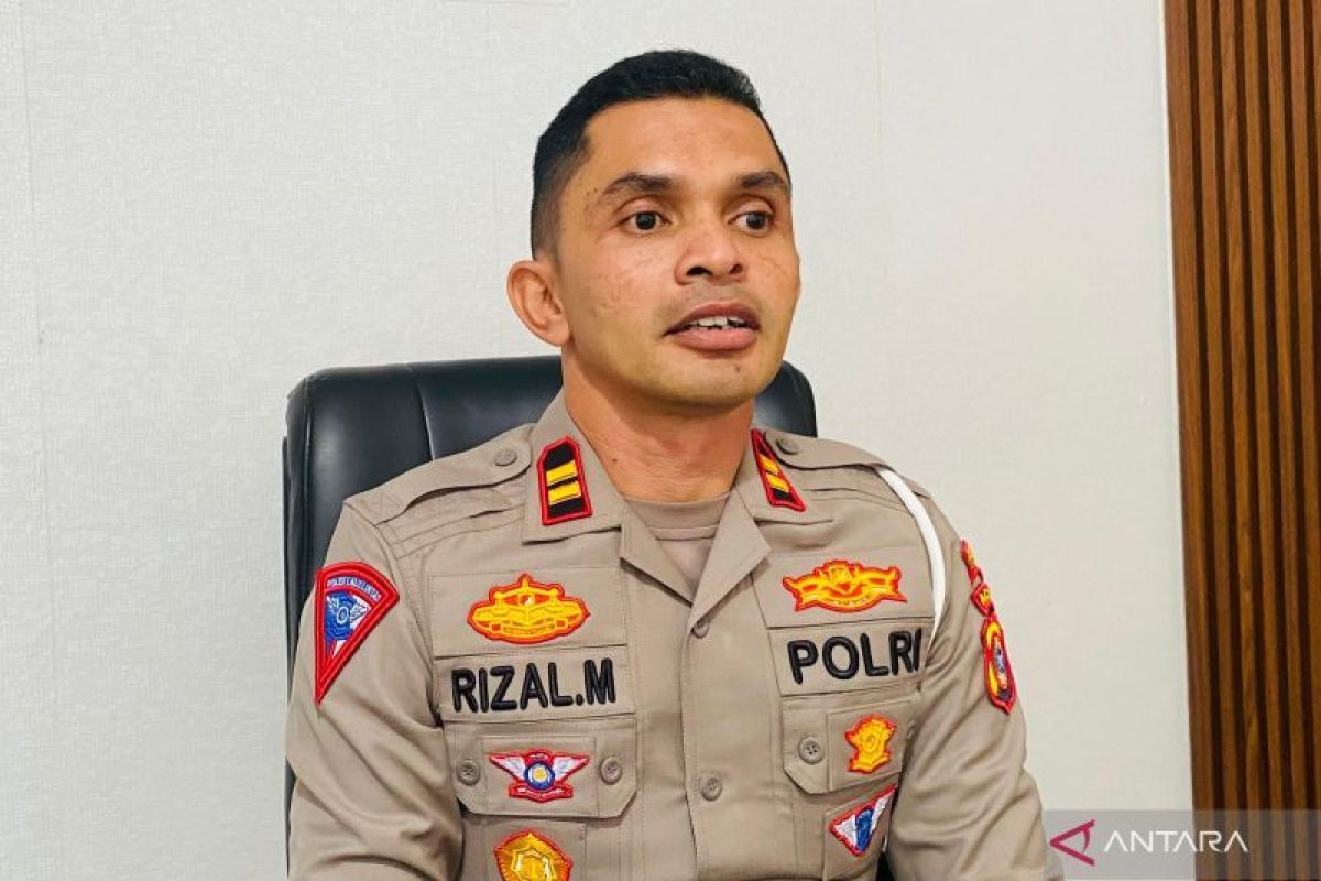 Lima warga Aceh Barat terluka akibat tumpahan BBM solar di jalan raya