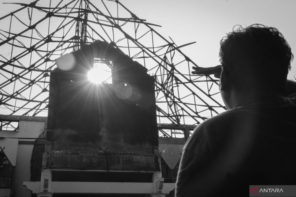 Kejati: Gedung DPRD NTB terbakar tak hambat penyelidikan dana pokir