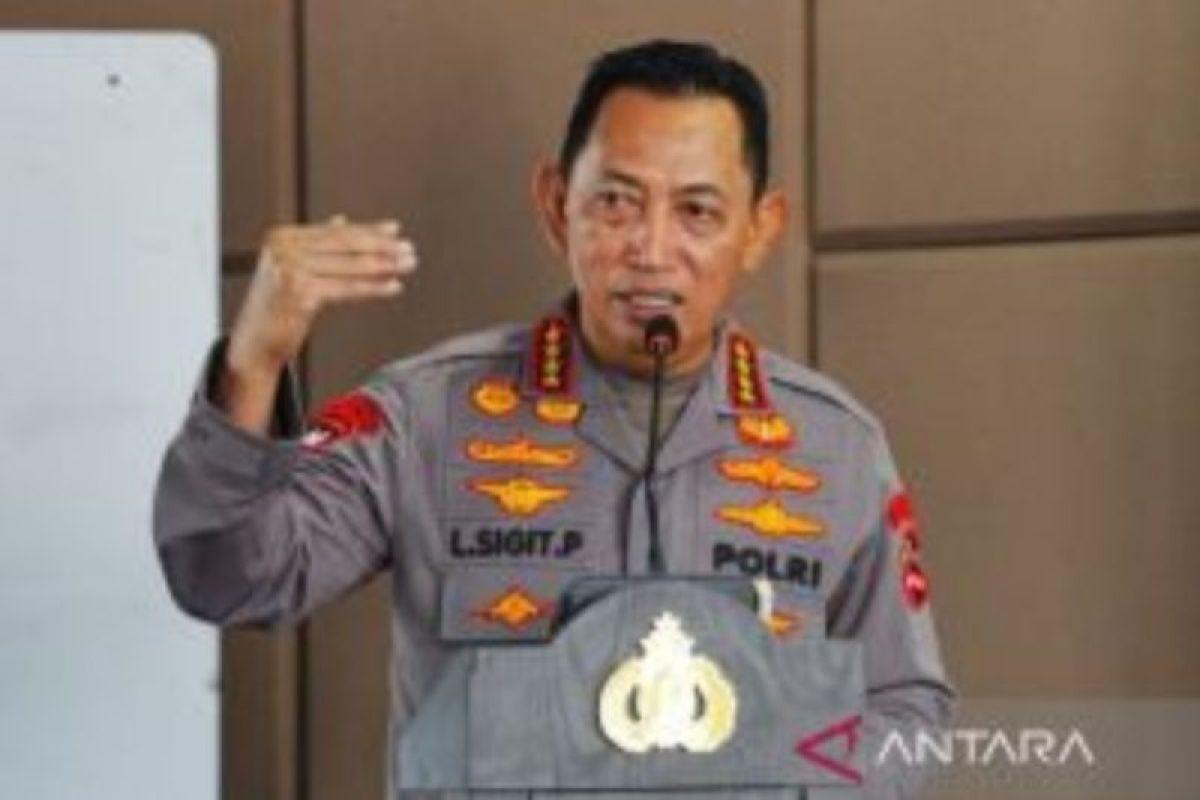 Kapolri Ingatkan Personel Untuk Kawal Aspirasi Masyarakat Sesuai SOP
