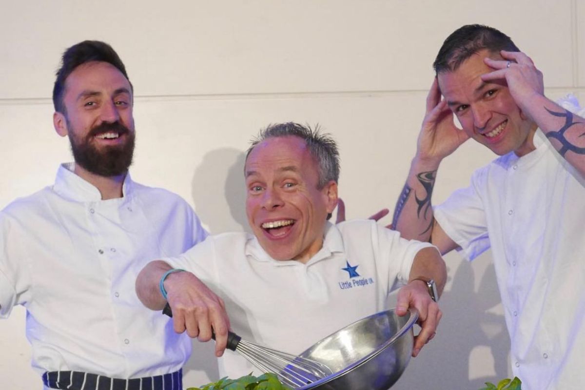 Warwick Davis akan kembali berperan dalam serial "Harry Potter" di HBO
