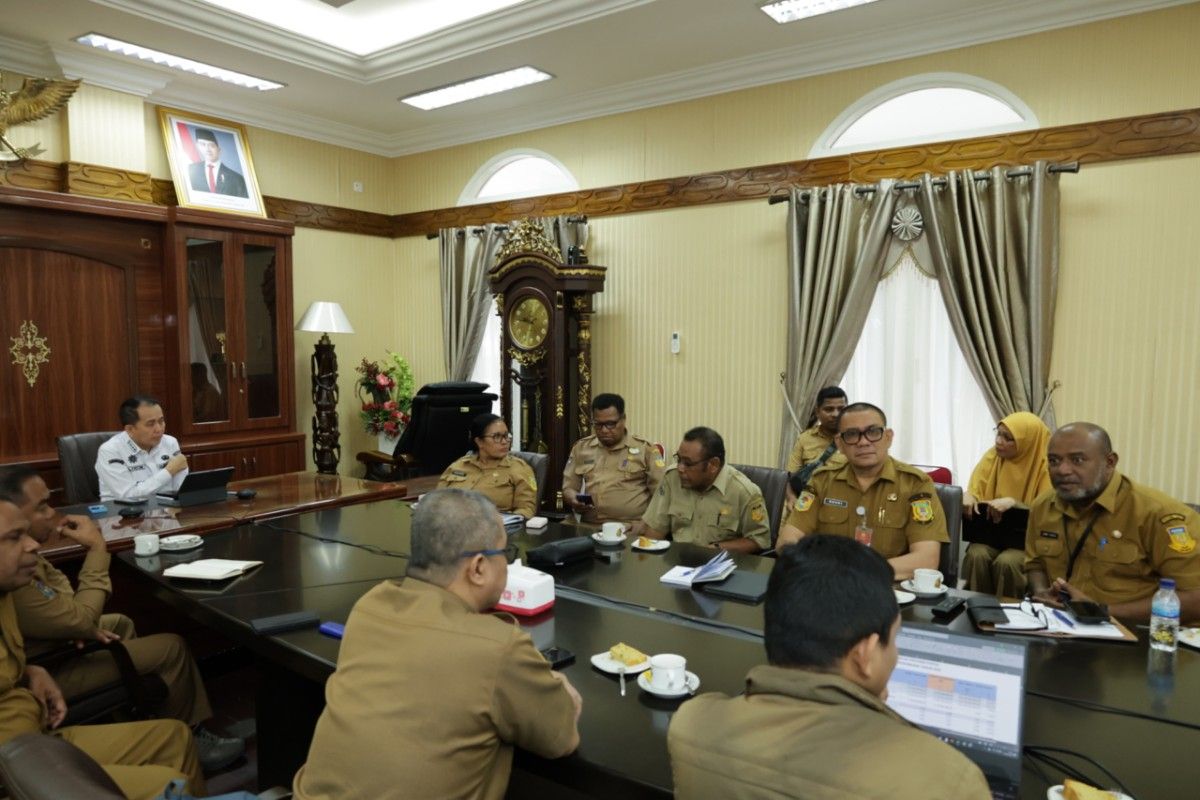Gubernur Papua minta kepala daerah kabupaten kota gelar pangan murah