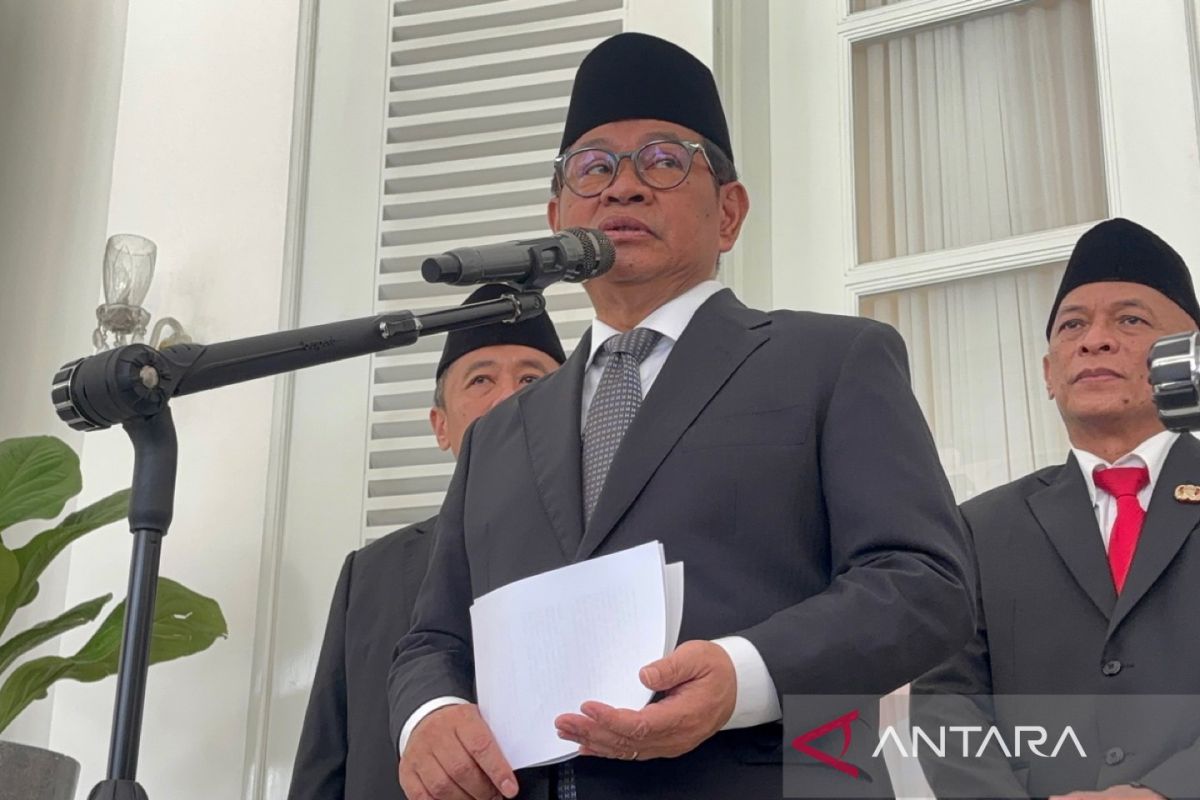 Pramono sebut kelangkaan beras disebabkan "panic buying"