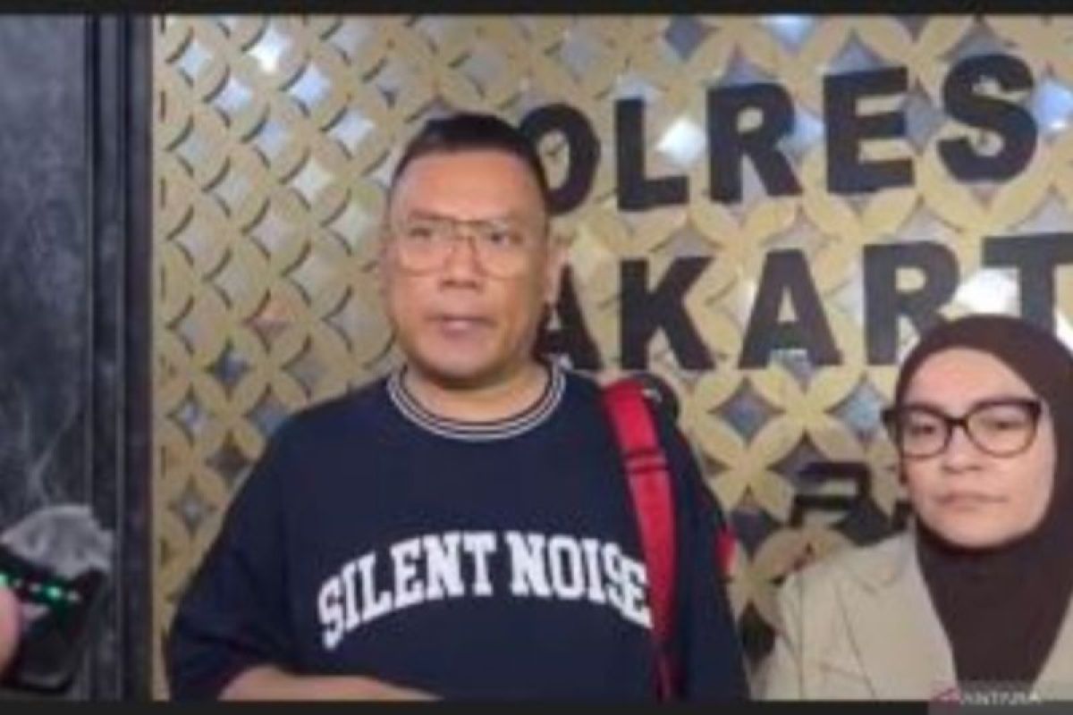 Uya Kuya Datangi Polres Metro Jaktim Untuk Ajukan Keadilan Restoratif