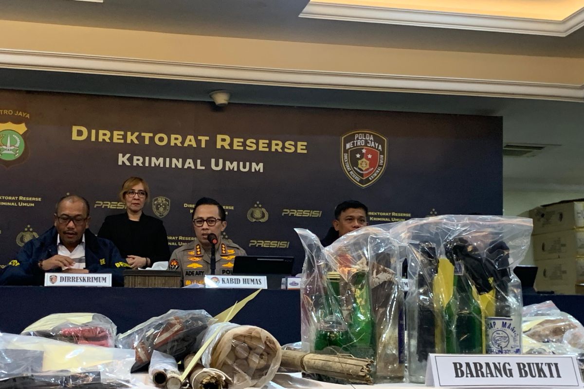 Jakarta police say six suspects incite students to join riots