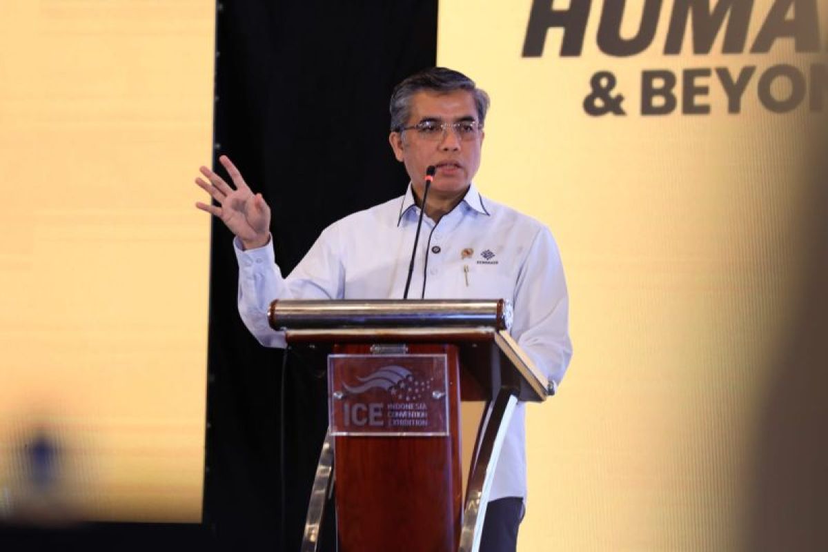 Menaker Dorong “Next Practices” untuk Hadapi Transformasi Dunia Kerja