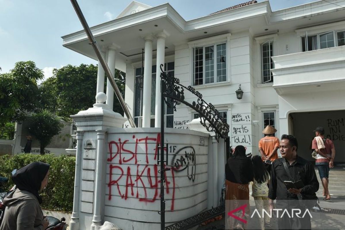 Polisi tangkap terduga provokator penjarahan rumah Uya Kuya