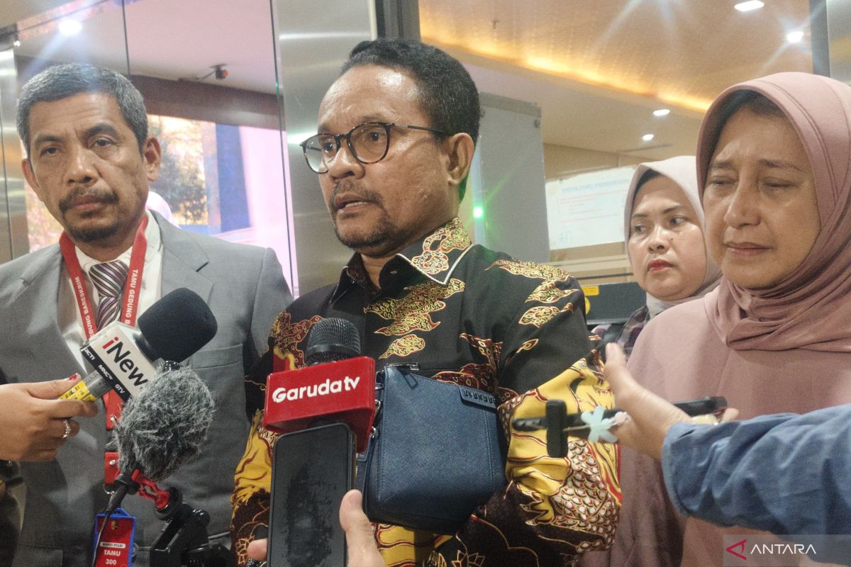 Keluarga pertanyakan prosedur penetapan Laras Faizati jadi tersangka penghasut demo