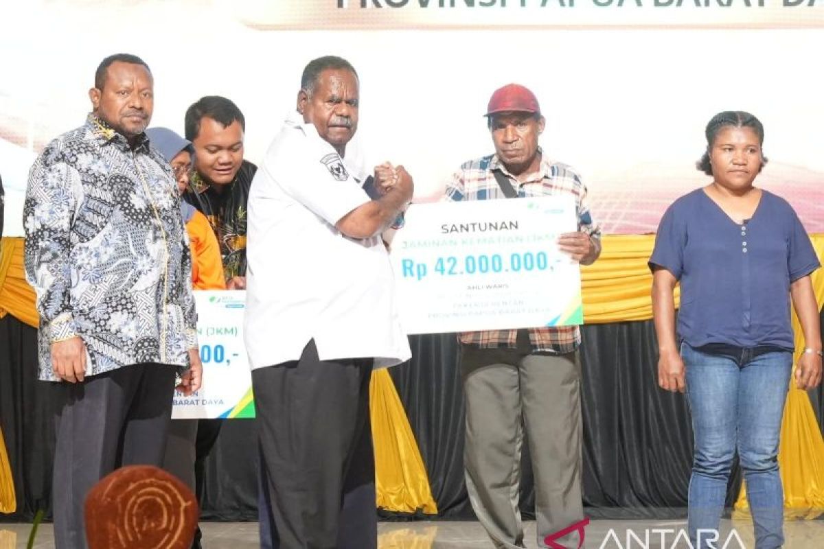 Papua Barat Daya lindungi 77.500 pekerja rentan dengan Program Jamsostek