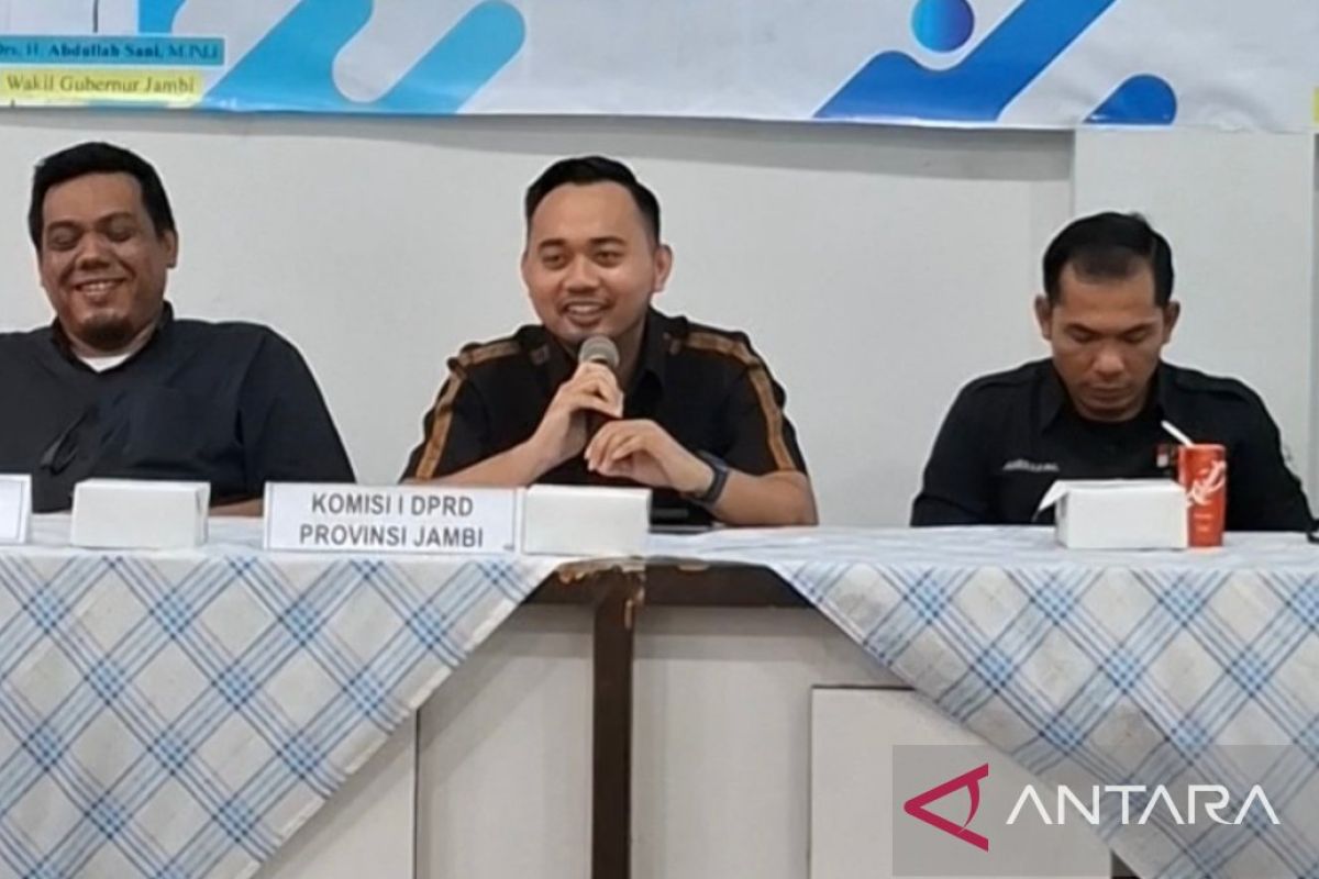 Anggota DPRD Provinsi Jambi narasumber literasi digital hindari pinjol