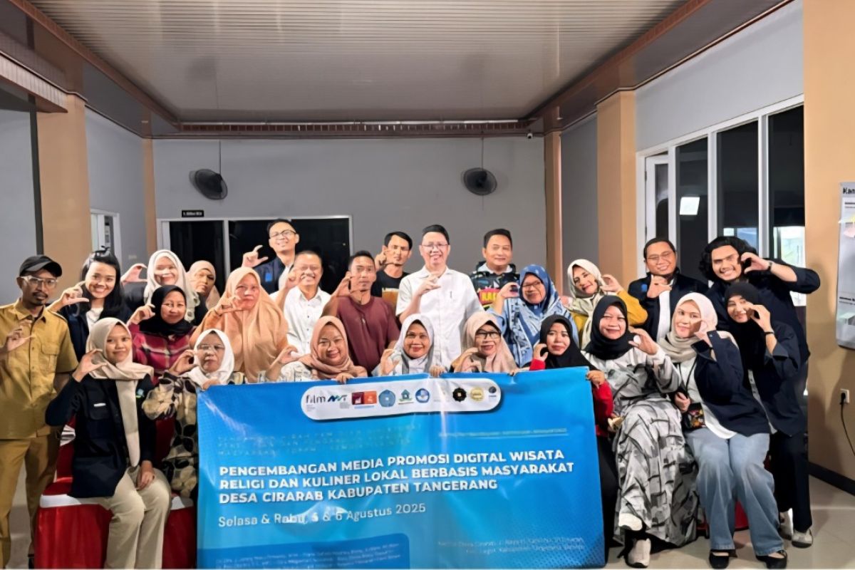 Prodi MMT dan Film UMN beri hibah PKM kembangkan promosi digital Desa Wisata Cirarab