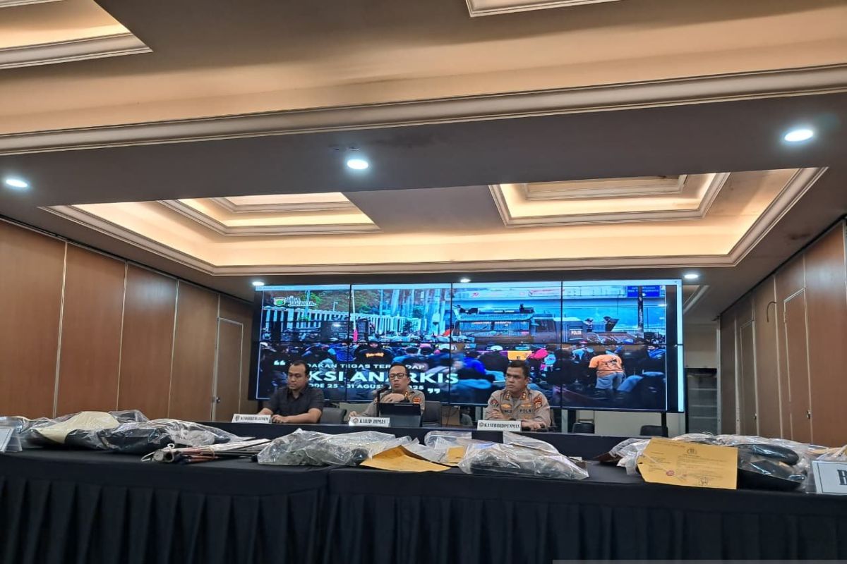 Demo Jakarta, Polisi tetapkan 43 tersangka terkait aksi anarkis