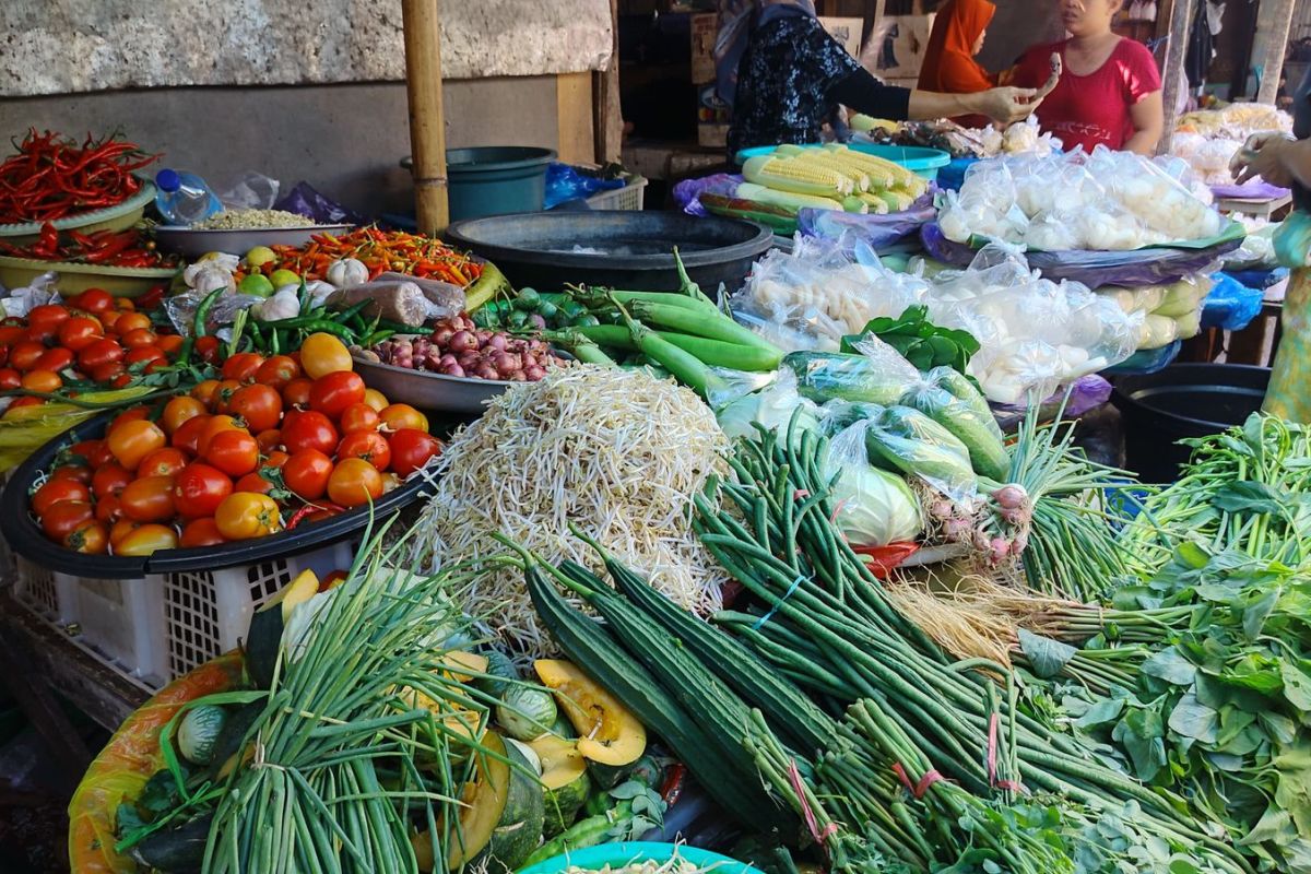 Pasar Karang Lelede masih relevan bagi masyarakat urban di Mataram