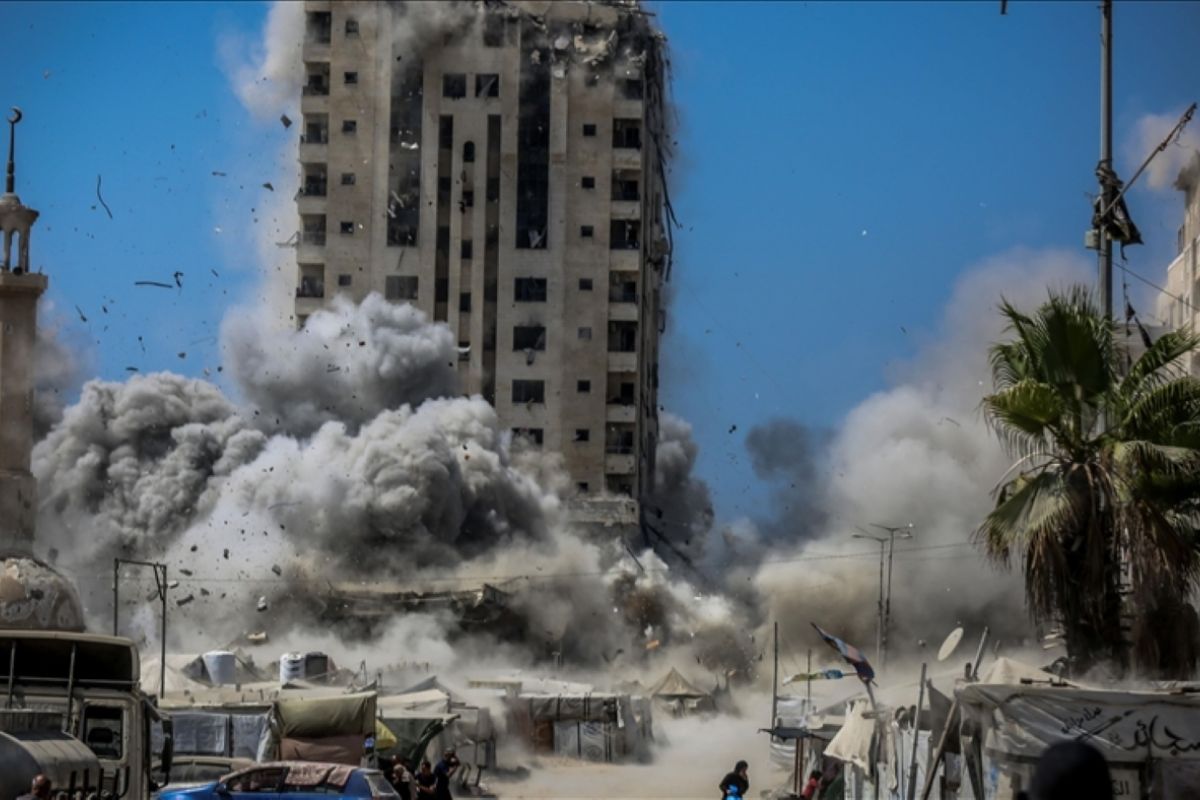 Israel gempur gedung yang dihuni ratusan warga Palestina di Gaza