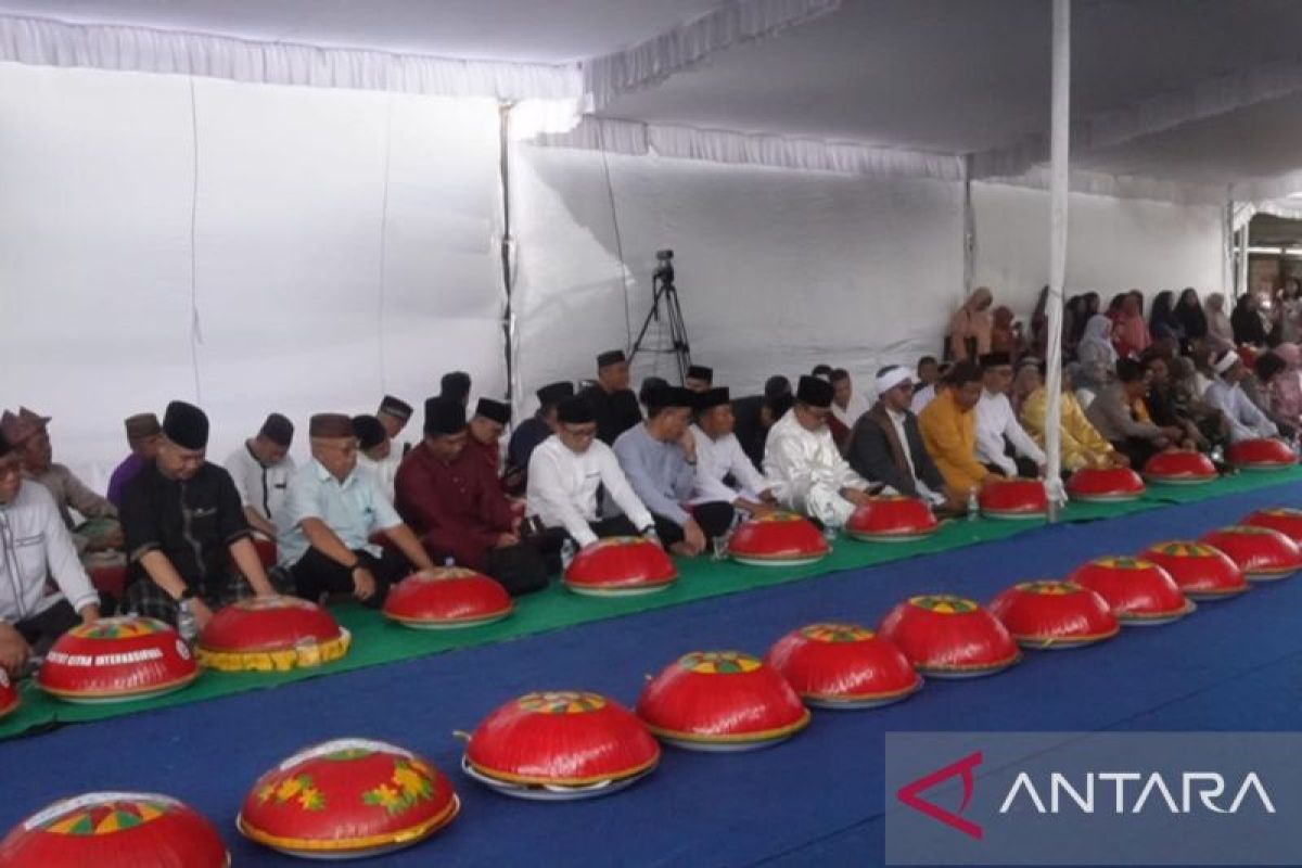 Pangkalpinang peringati Maulid Nabi lewat Festival Nganggung