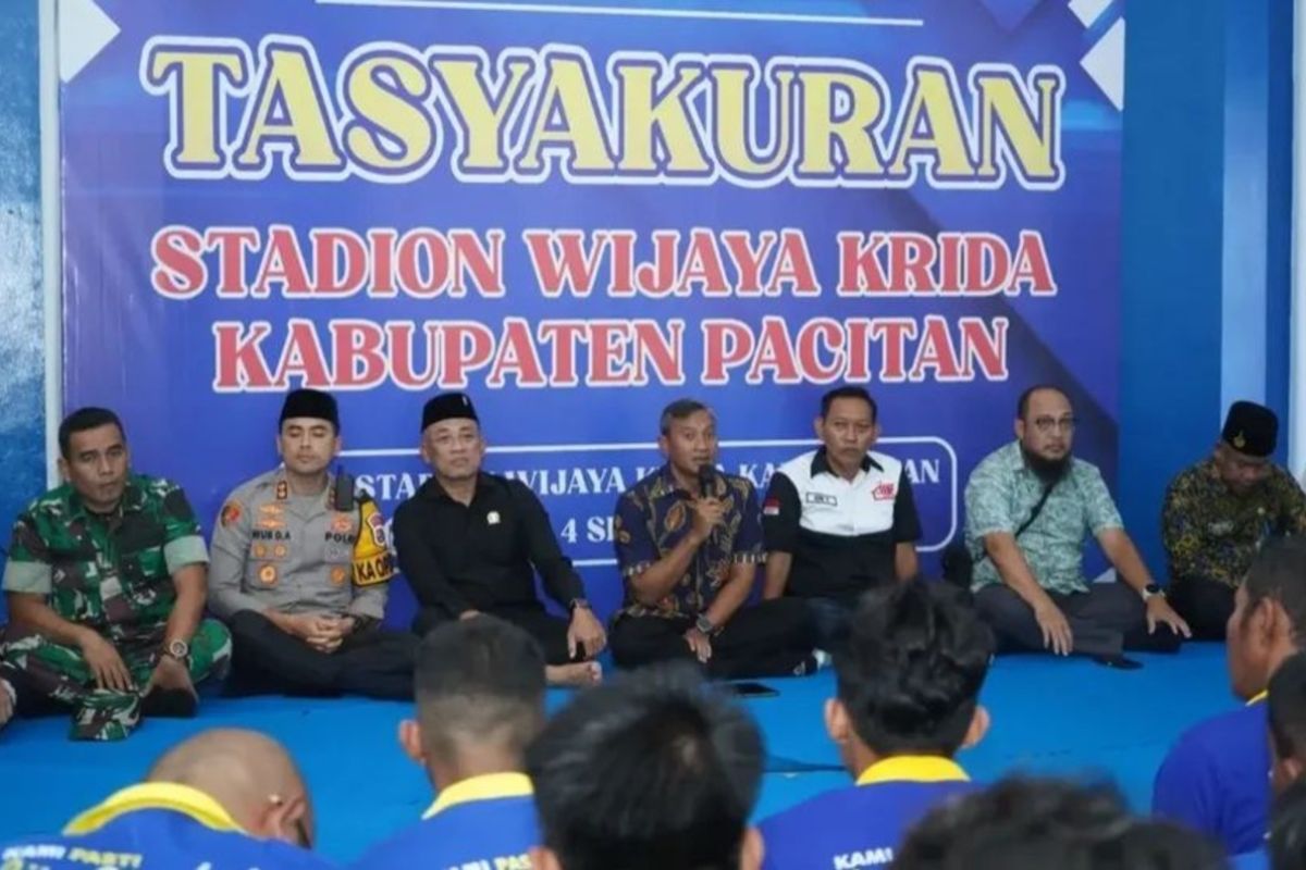 SBY beri nama Stadion dan GOR Pacitan 'Wijaya Krida