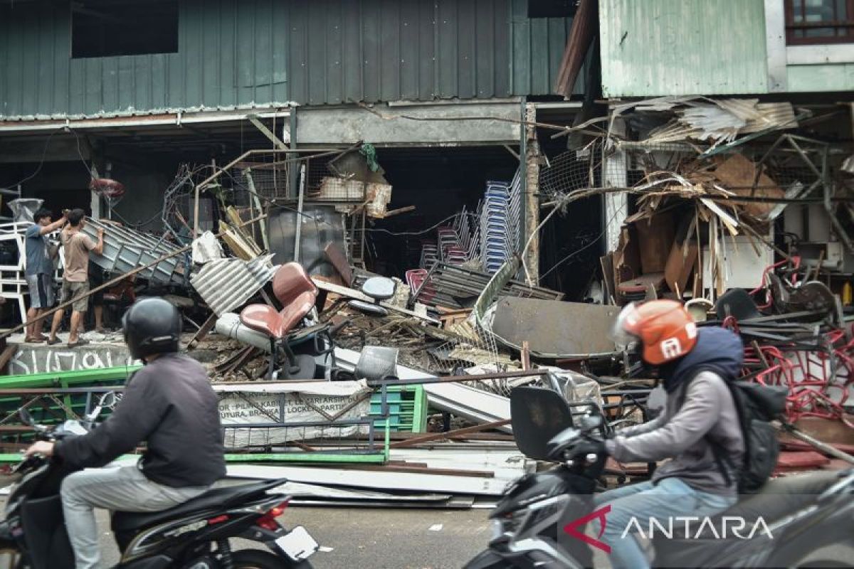 Sopir Transjakarta tabrak toko di Setiabudi karena kurang konsentrasi
