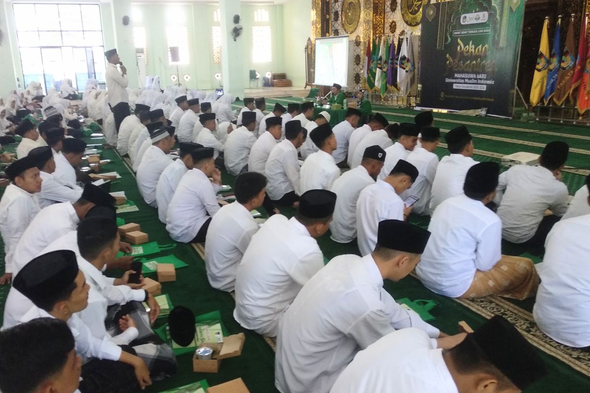 UMI "reset" moral dan akhlak ribuan maba lewat pekan pesantren