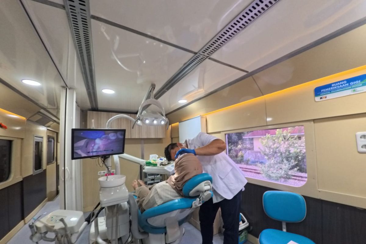 Rail Clinic KAI Menyapa Warga, Hadirkan Layanan Kesehatan dan Literasi di Bulan Agustus