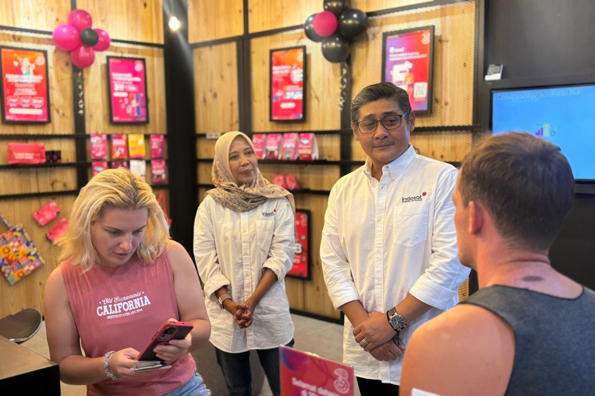 Indosat Ooredoo Hutchison Rayakan Harpelnas 2025 untuk Pelanggan Bali Nusra