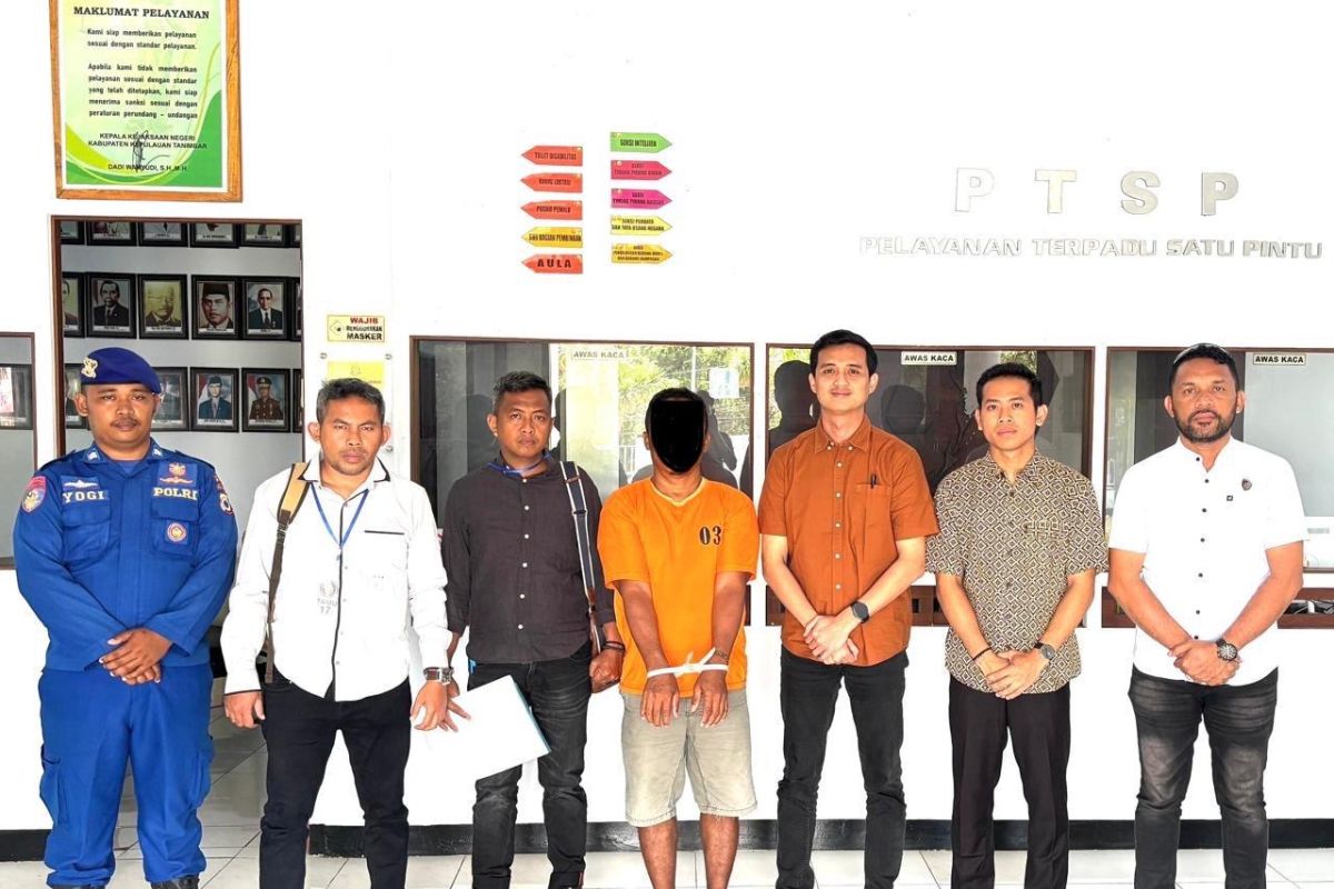 Polres Tanimbar serahkan tersangka kasus BBM ilegal ke  Kejaksaan