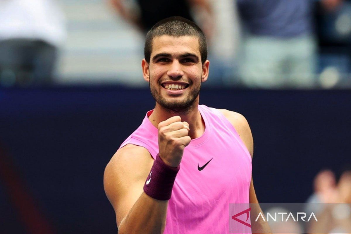 Alcaraz mundur dari perempat final Piala Davis Spanyol