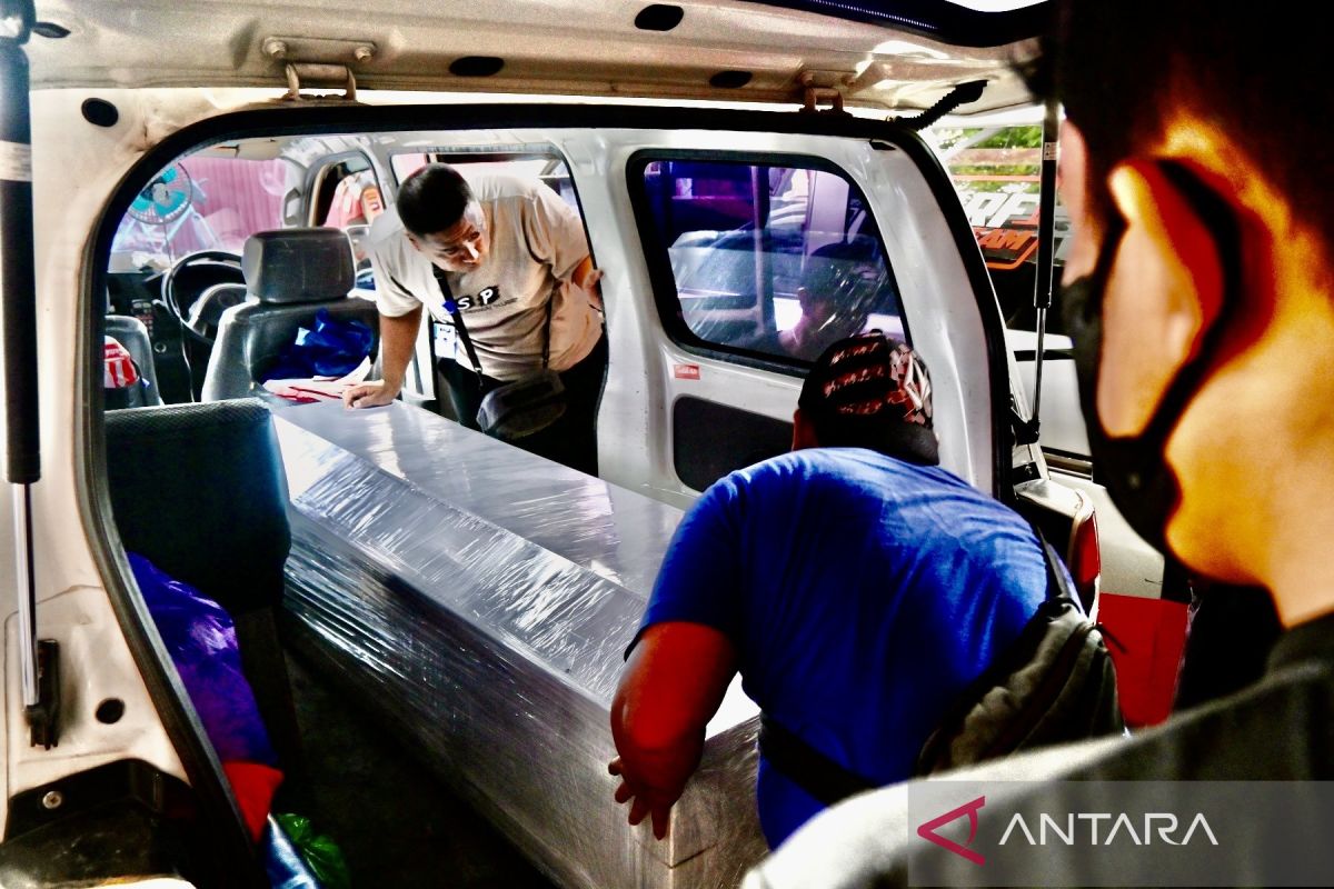 Tim DVI berhasil identifikasi 3 jasad WNI korban heli jatuh di Kalsel