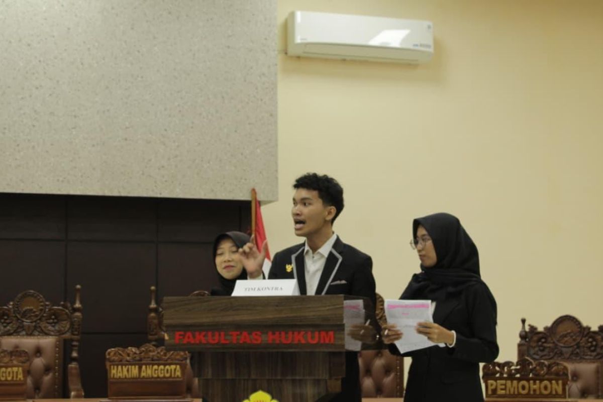 FH Unila raih prestasi dalam kompetisi debat hukum nasional