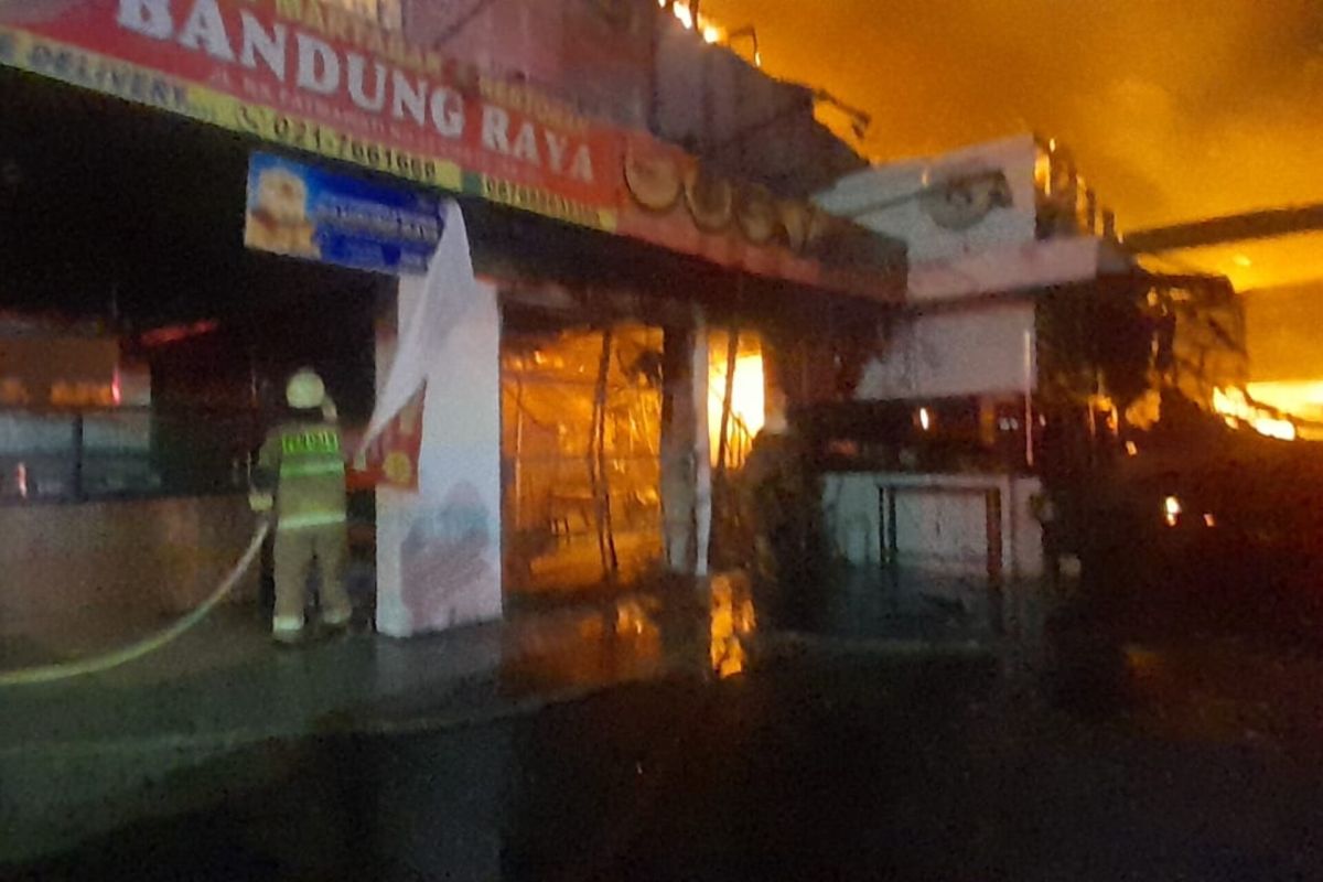 Penyebab kebakaran "food court" di Fatmawati diduga masalah listrik