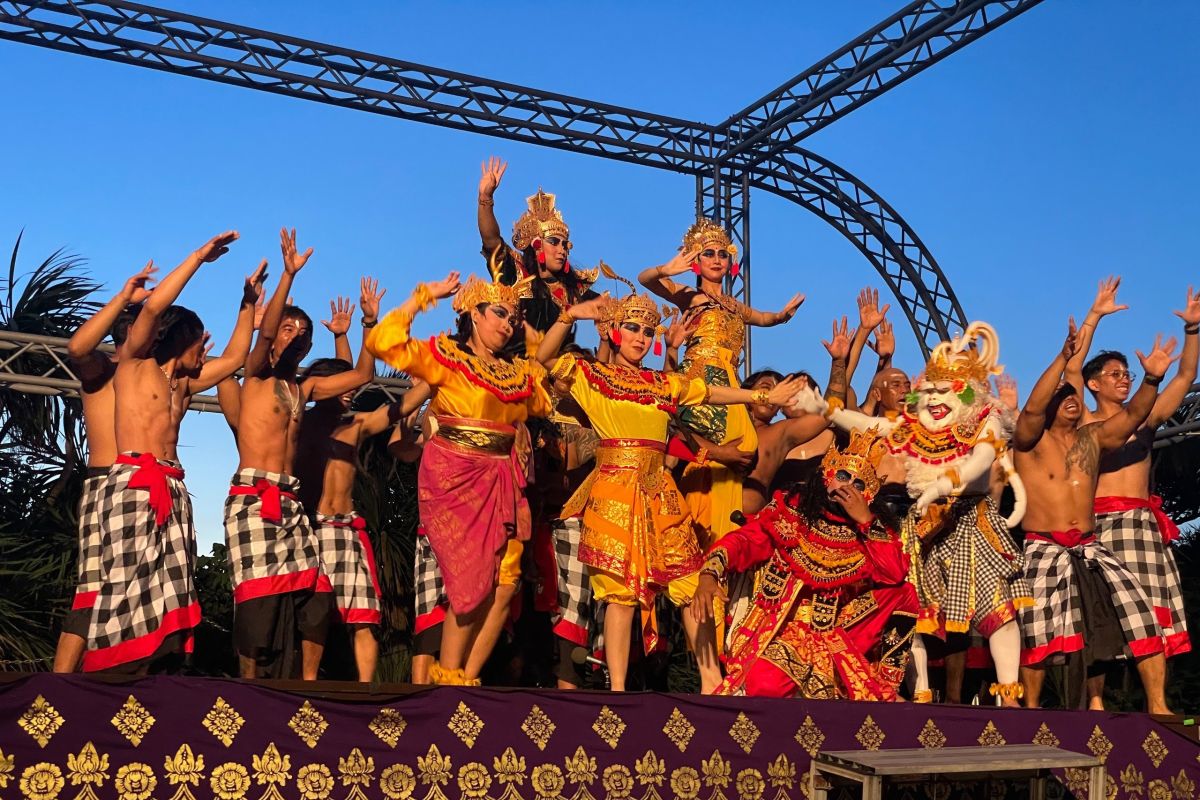 Budaya Bali pikat warga Jepang di Enoshima Bali Sunset