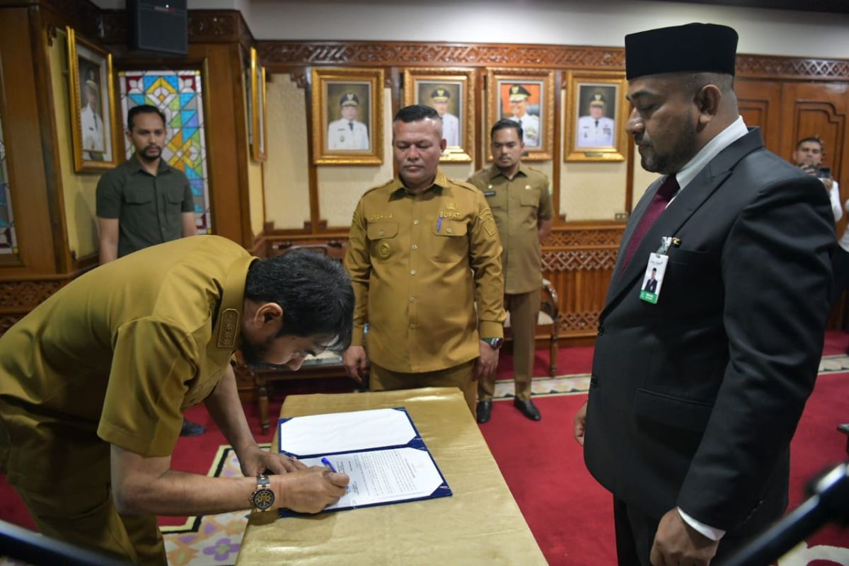 Gubernur tekankan Bank Aceh harus berkontribusi untuk ekonomi daerah
