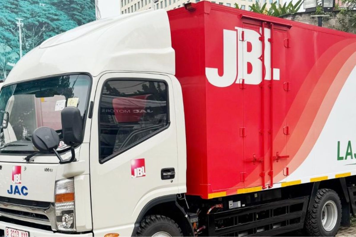 JBL siapkan pengadaan 500 EV truck untuk perkuat rantai pasok FMCG