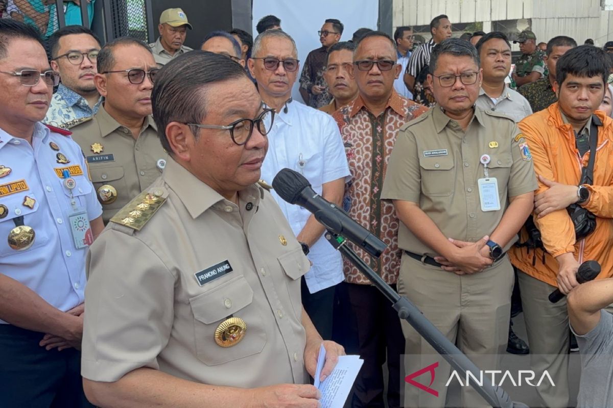 Jakarta public transportation resumes to normal operation: Governor