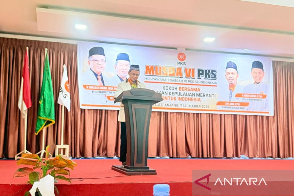 Hendry Munief Ajak Pengurus DPTD PKS Kepulauan Meranti Kokoh bersama Memajukan Meranti