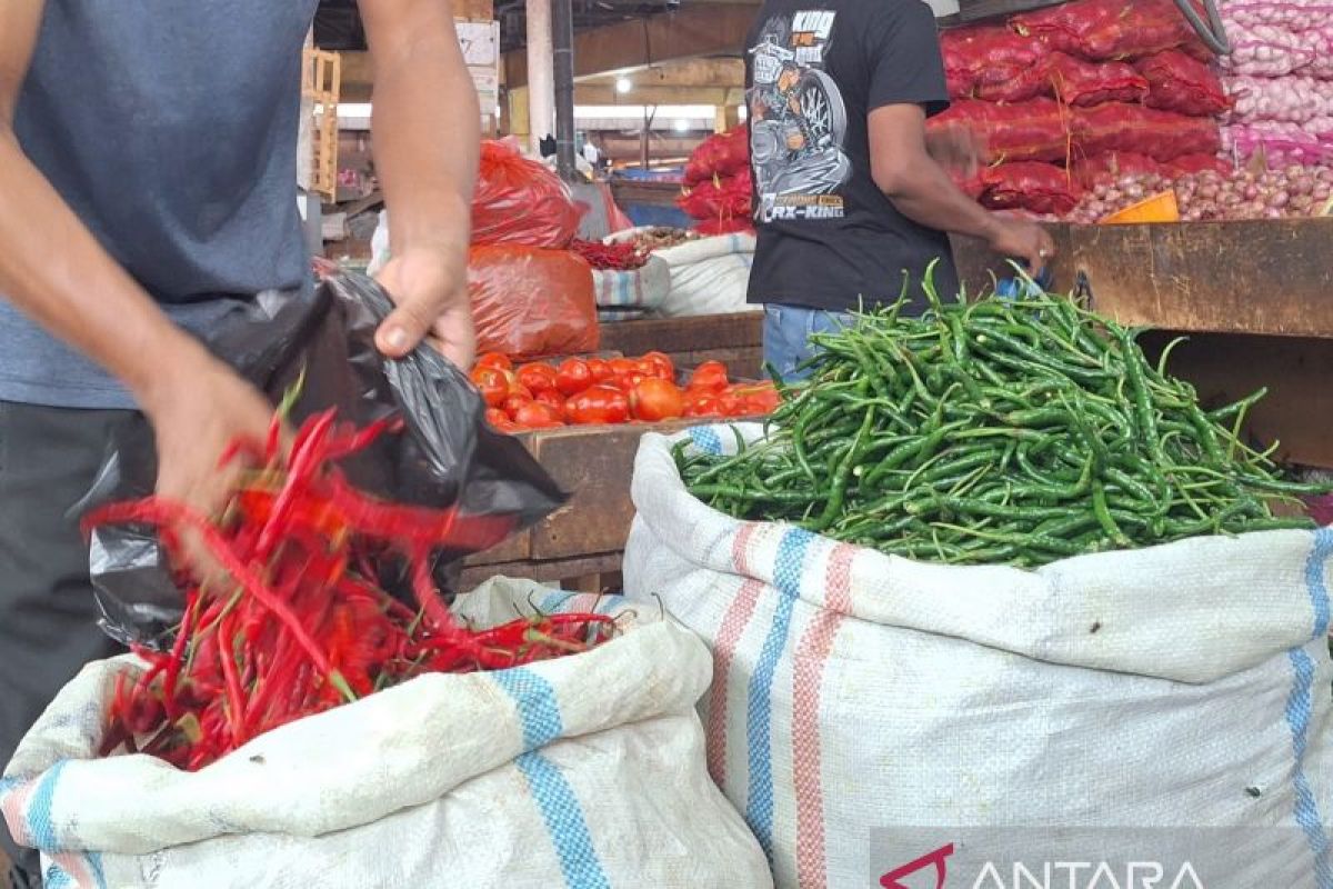 Harga cabai merah sentuh Rp80 ribu per kilogram