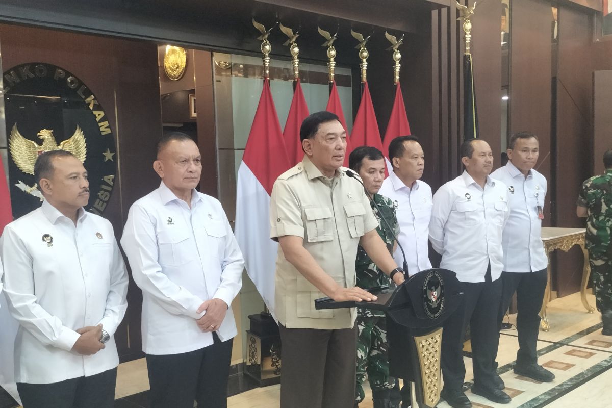 Sjafrie minta jajaran Kemenko Polkam tingkatkan kinerja saat bertugas