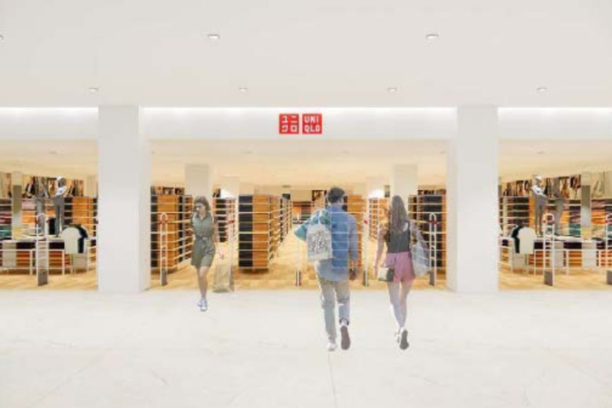 Ritel pakaian global Jepang UNIQLO hadir di Padang