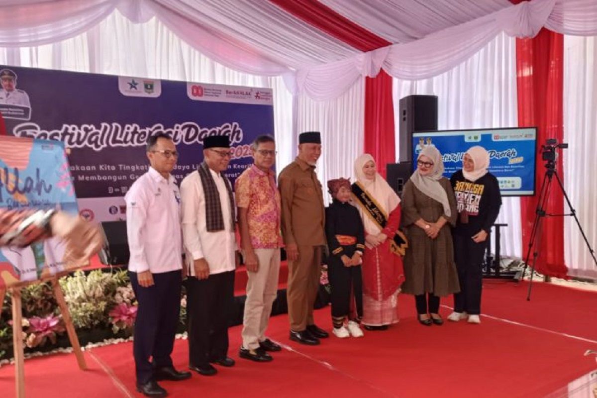 Gubernur Sumbar: Literasi bikin faham informasi untuk hidup lebih baik