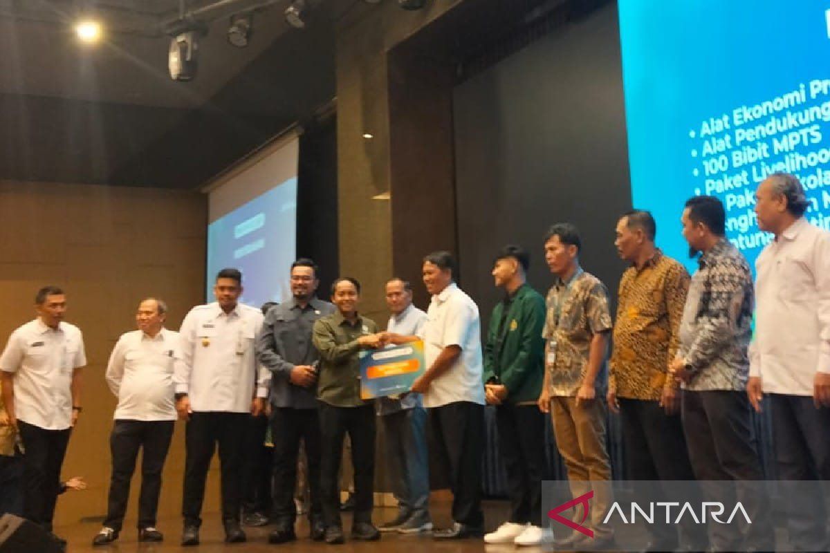 Indonesia's Social Forestry Program hits 8.4M hectares, 1.4M families
