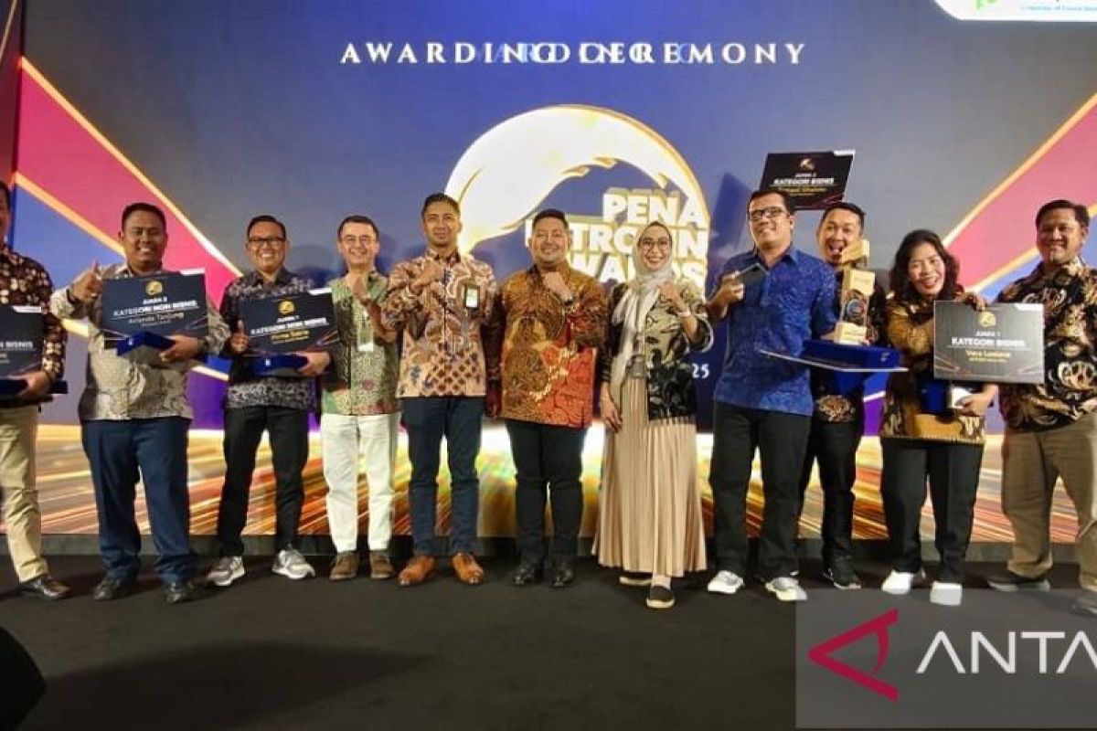 Dua Jurnalis Antara Raih Penghargaan Bergengsi di Penapetrofin Awards 2025