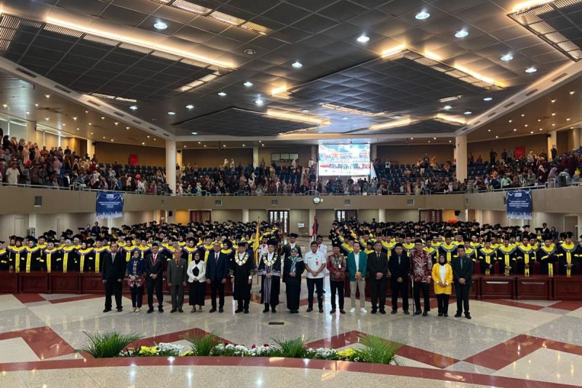 Wisuda 436 sarjana, Rektor UT titipkan pesan wujudkan Indonesia Emas 2045
