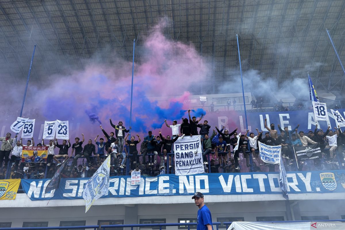 Persib minta Bonek tak hadir ke stadion saat laga melawan Persebaya