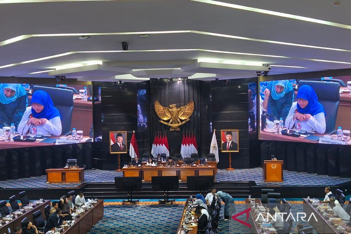 Tunggu keputusan DBH, pembahasan APBD 2026 per komisi ditunda