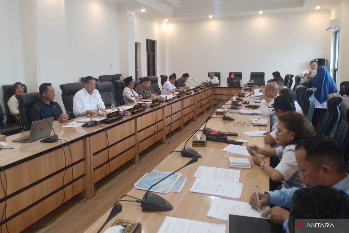 DPRD fasilitasi konflik warga Sulewana dan PT Poso Energy