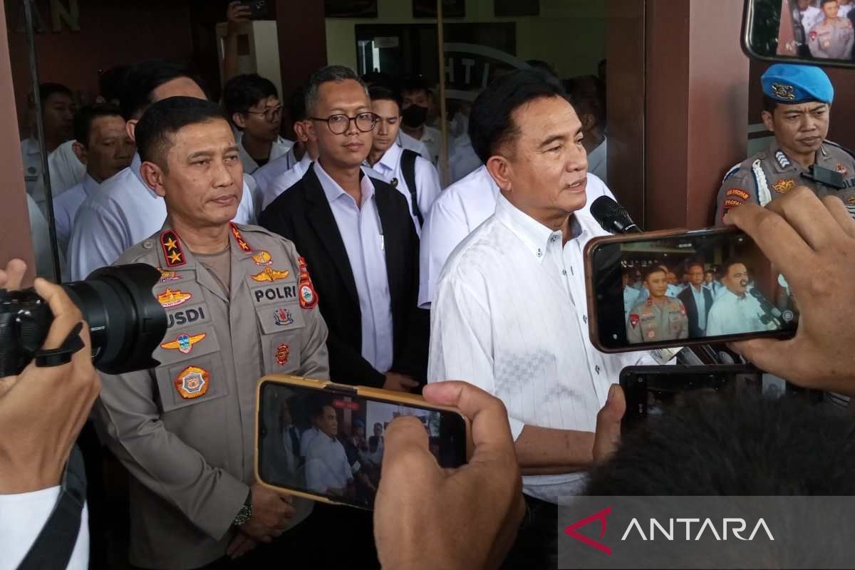 Yusril: Tersangka pembakaran DPRD Sulsel diberi makan tiga kali sehari